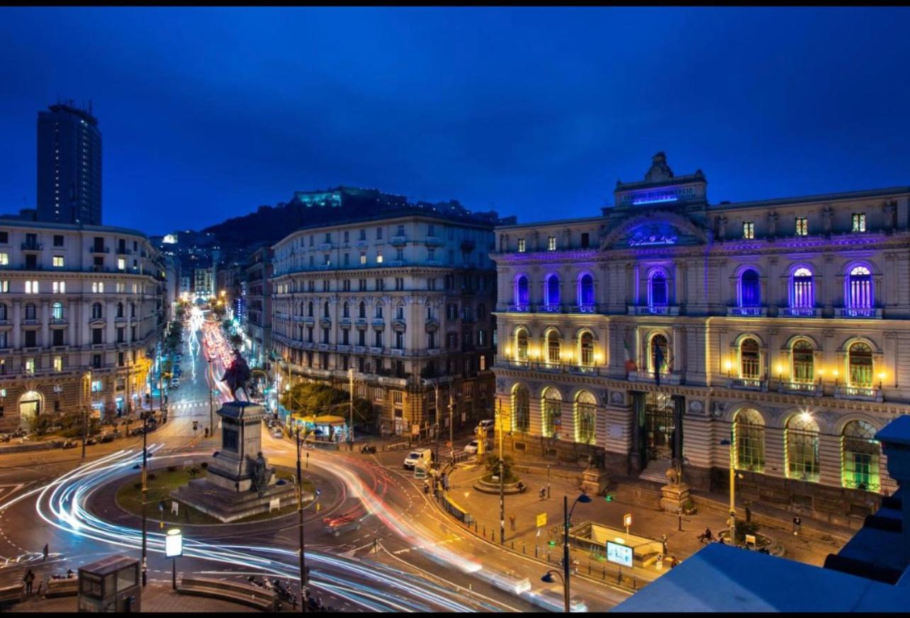 Hotel La Lepre Bovio Neapel Exterior foto